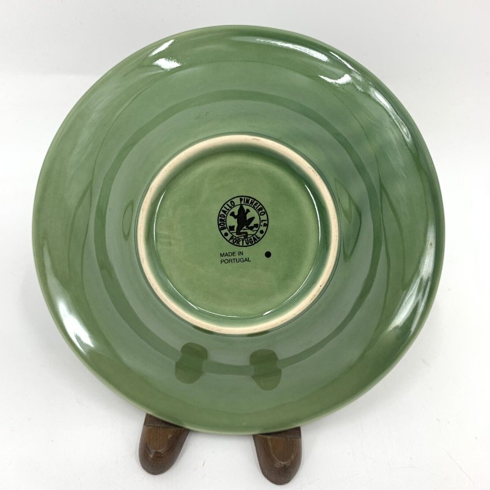 Bordallo Pinheiro Green Frog Lilypad Cereal Soup Bowl 7.5" Portugal - Picture 2 of 3
